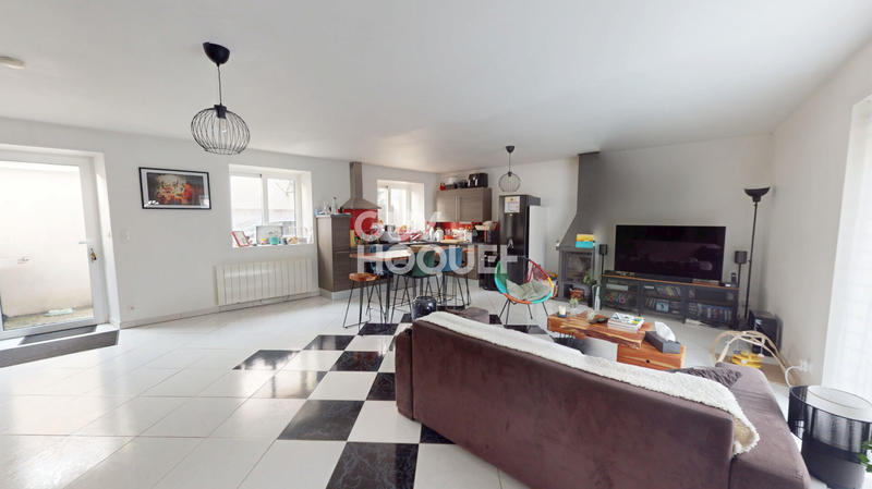 Maison - 101 m² - 6 pièces