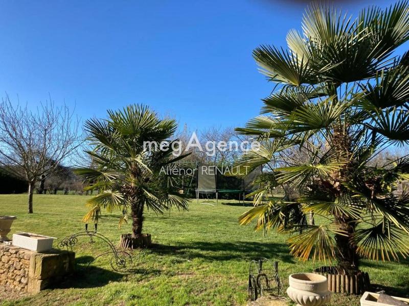 Maison de campagne - 360 m² - 13 pièces