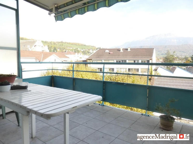 Appartement - 89 m² - 4 pièces