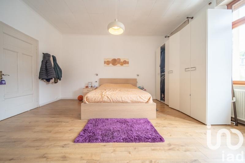 Maison - 230 m² - 7 pièces