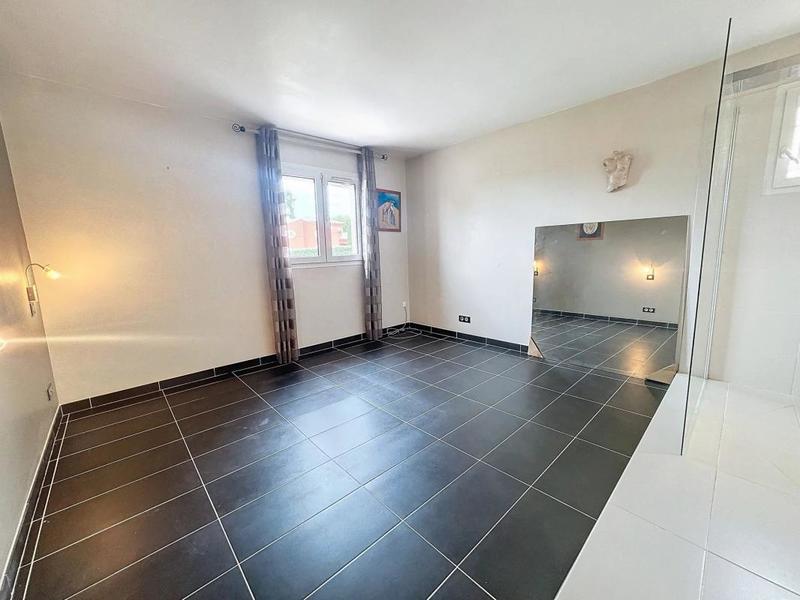 Villa - 125 m² - 5 pièces