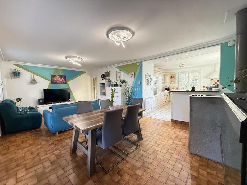 Maison - 122 m² - 6 pièces