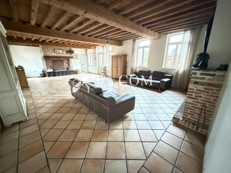 Corps de ferme - 291 m² - 7 pièces