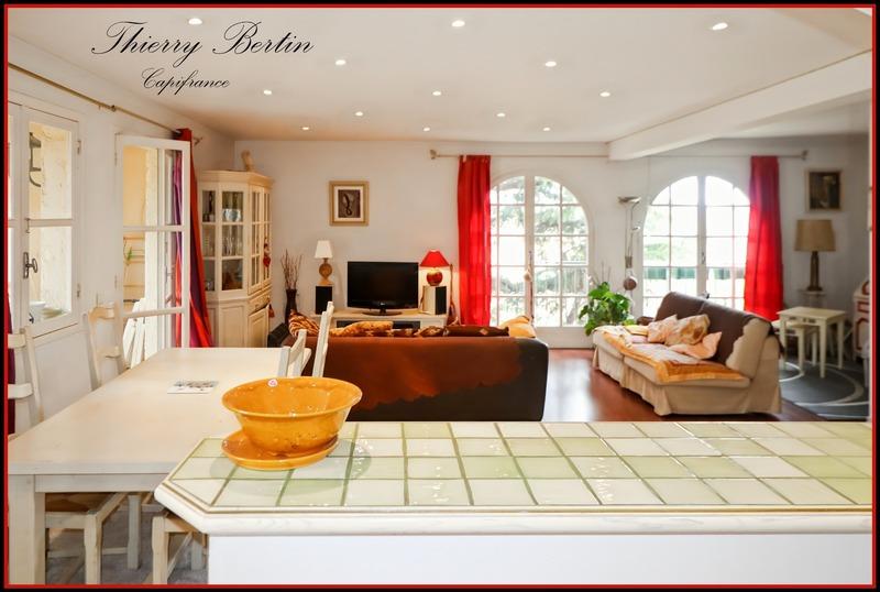 Appartement - 112 m² - 4 pièces