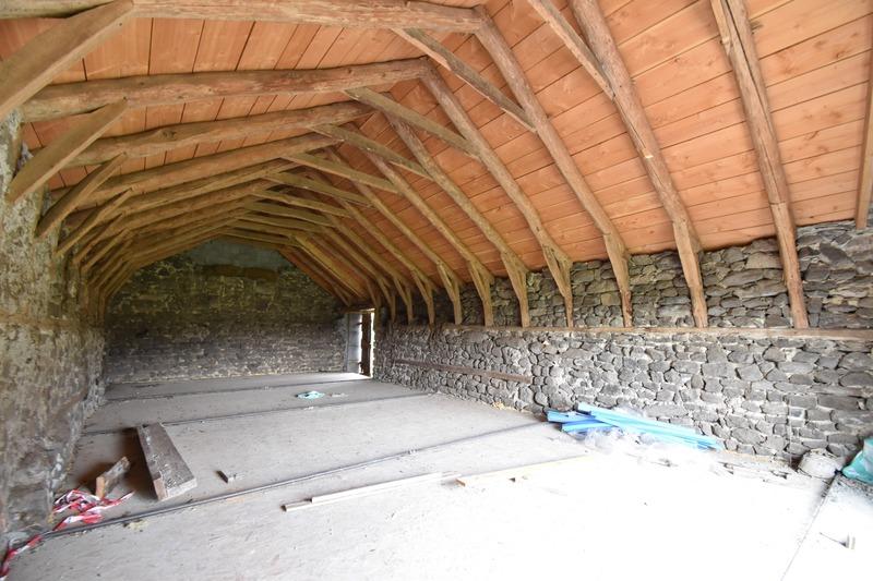 Maison en pierre - 180 m² - 2 pièces