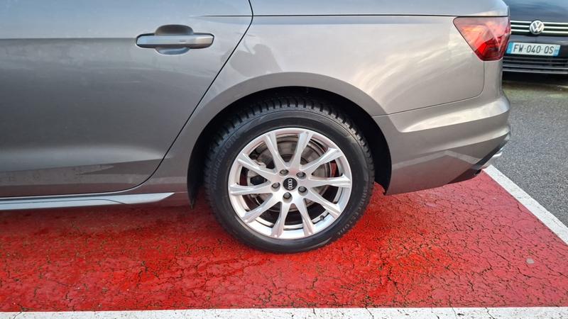 Audi A4 Avant 30 Tdi 136 s tronic 7 Business Line