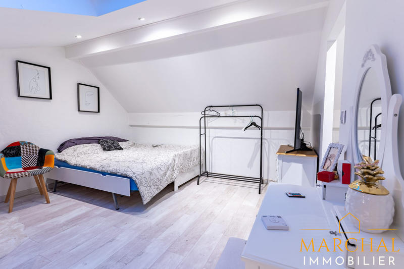 Maison - 137 m² - 5 pièces