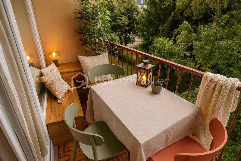 Appartement - 84 m² - 4 pièces