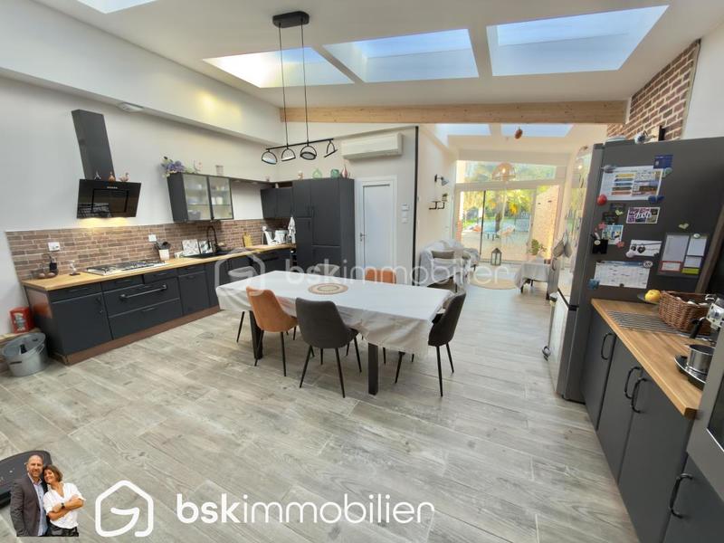 Maison - 170 m² - 6 pièces