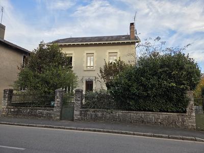 Maison - 133 m² - 6 pièces