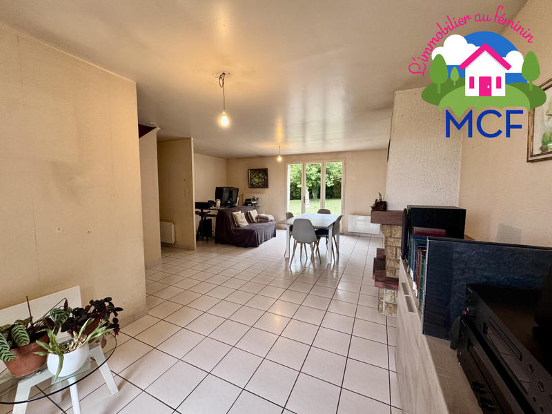 Maison - 98 m² - 5 pièces