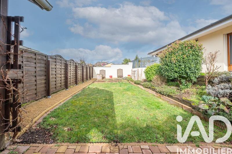 Maison - 94 m² - 6 pièces