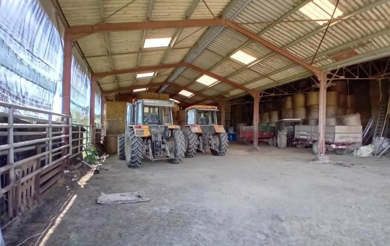 Propriété - 167 m² - 10 pièces