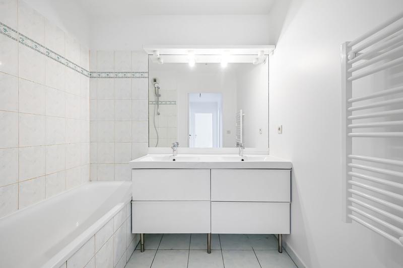 Appartement - 90 m² - 4 pièces