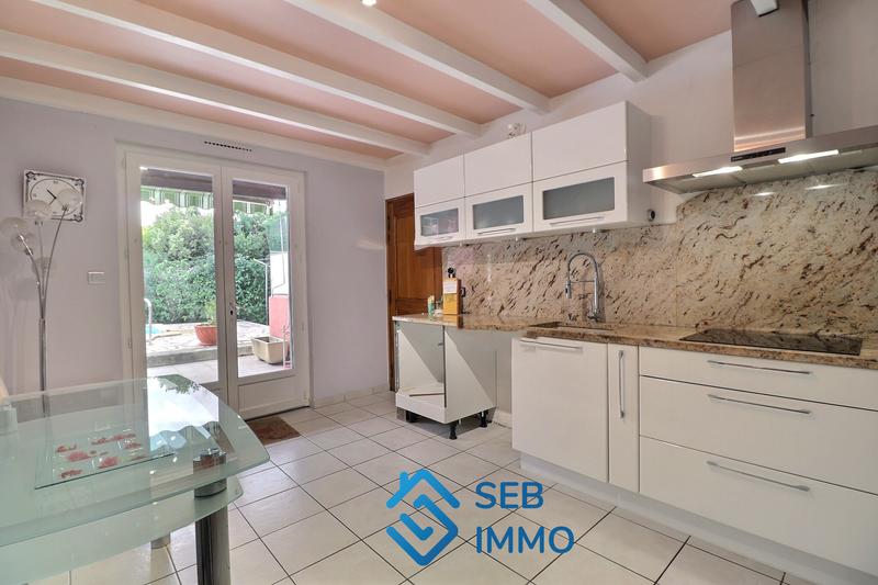Maison - 145 m² - 5 pièces