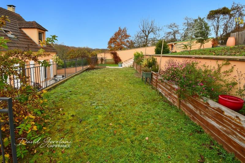 Maison - 150 m² - 5 pièces