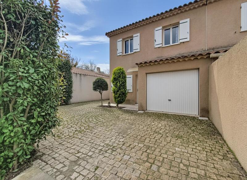 Villa - 93 m² - 4 pièces