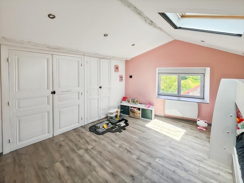 Maison en pierre - 120 m² - 4 pièces