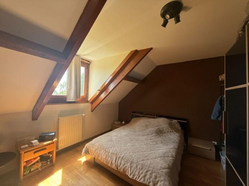 Maison - 232 m² - 9 pièces