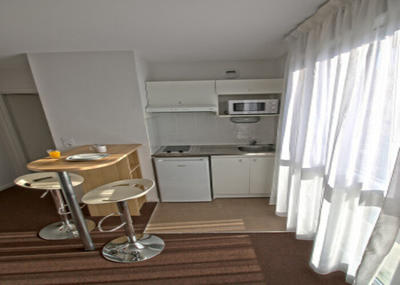 Studio - 25 m² - 1 pièce