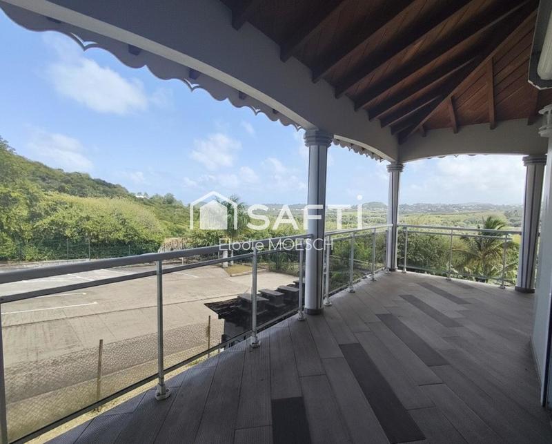 Maison - 85 m² - 3 pièces