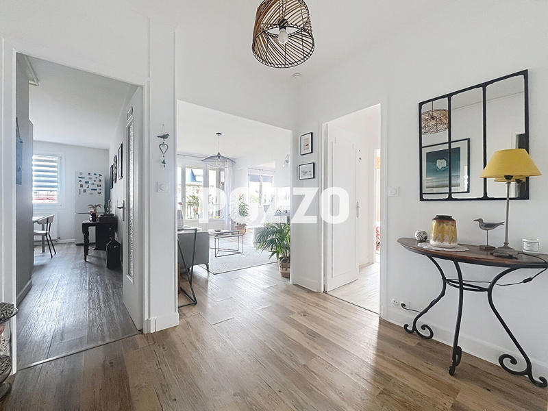 Appartement - 91 m² - 4 pièces