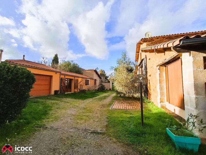 Maison - 477 m² - 21 pièces