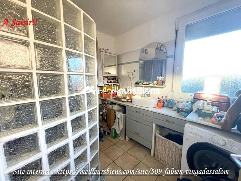 Propriété - 186 m² - 11 pièces
