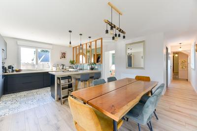 Villa - 144 m² - 7 pièces