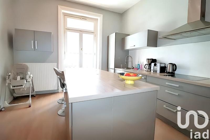 Appartement - 192 m² - 7 pièces