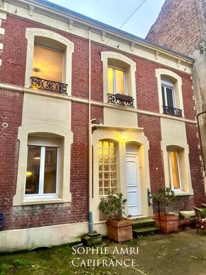 Maison de ville - 70 m² - 5 pièces