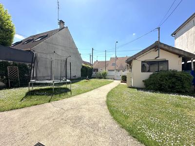 Maison - 150 m² - 7 pièces