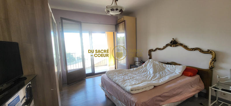 Appartement - 98 m² - 5 pièces