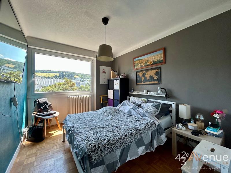 Appartement - 84 m² - 3 pièces