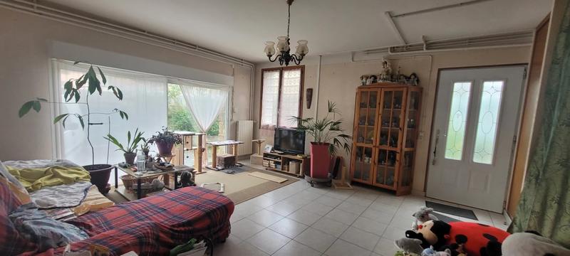 Maison - 454 m² - 6 pièces
