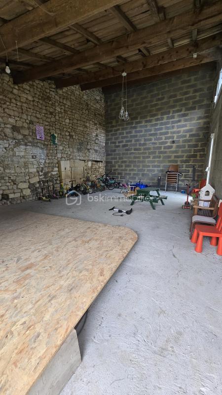 Propriété - 400 m² - 16 pièces