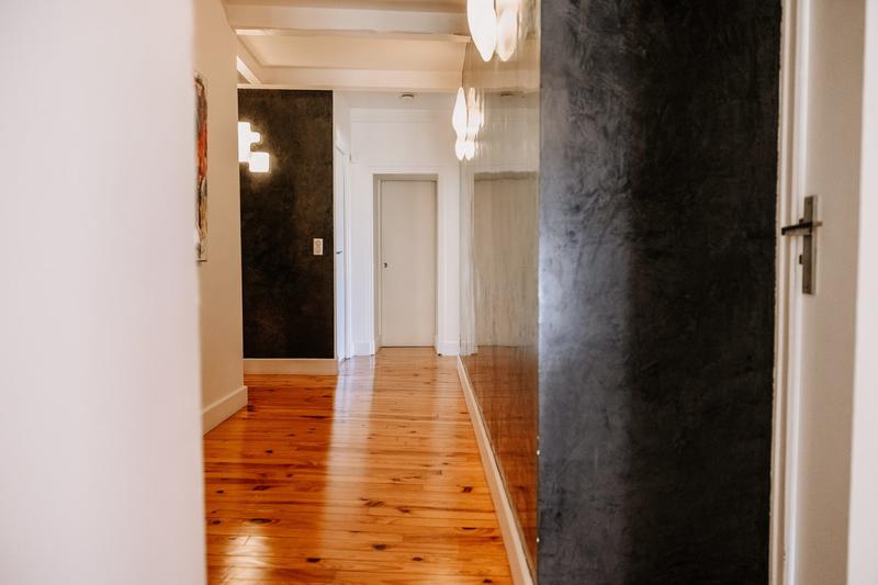 Maison contemporaine - 355 m² - 10 pièces