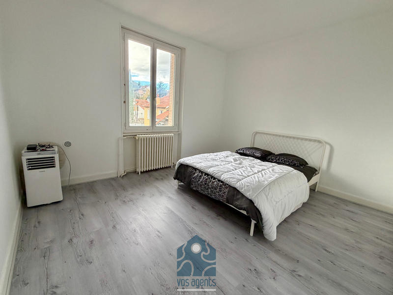 Immeuble - 204 m² - 8 pièces