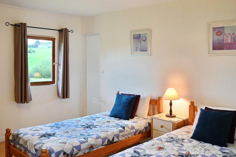 Maison traditionnelle - 311 m² - 13 pièces