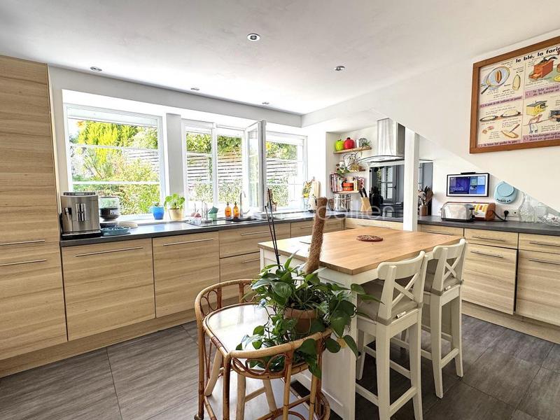 Maison en pierre - 240 m² - 8 pièces