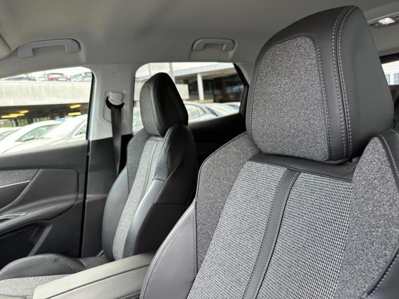 Peugeot 3008 II 1.2 Puretech 130 Allure