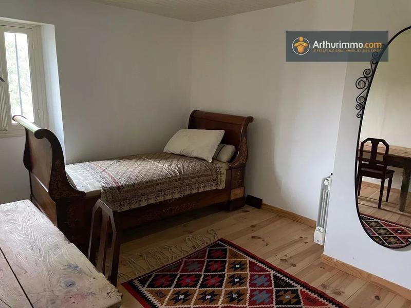 Maison - 205 m² - 8 pièces