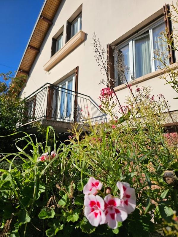 Maison - 153 m² - 8 pièces