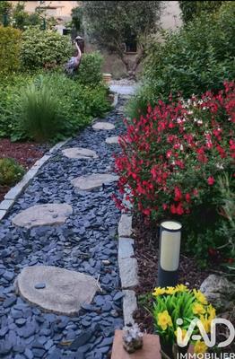 Maison de ville - 220 m² - 6 pièces