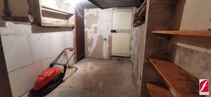 Maison traditionnelle - 76 m² - 5 pièces