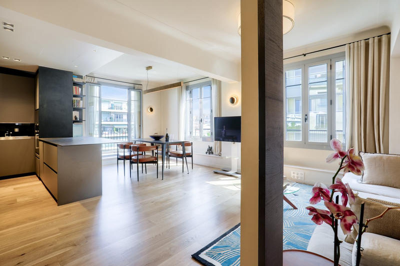 Appartement - 102 m² - 4 pièces