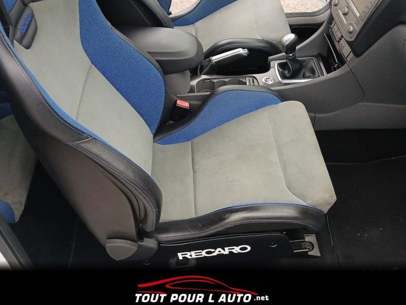 Ford Focus 2.5t - 305 Rs