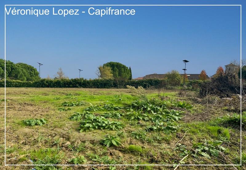 Terrain constructible - 769 m²