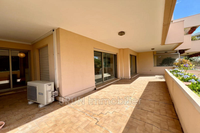 Appartement - 81 m² - 3 pièces