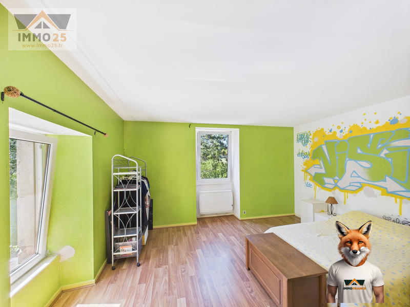 Maison - 240 m² - 9 pièces